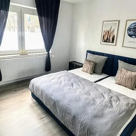 Theox No 15 Fuer Bis Zu 5 Personen Apartment Duisburg